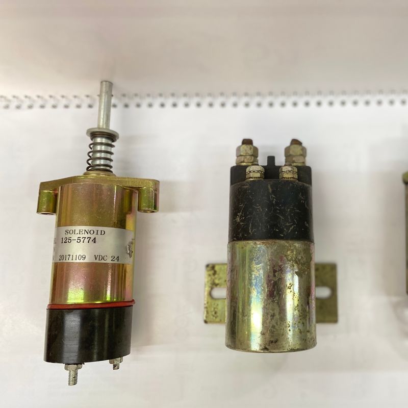 Schalter 125-5774 Brennstoff abgeschaltet