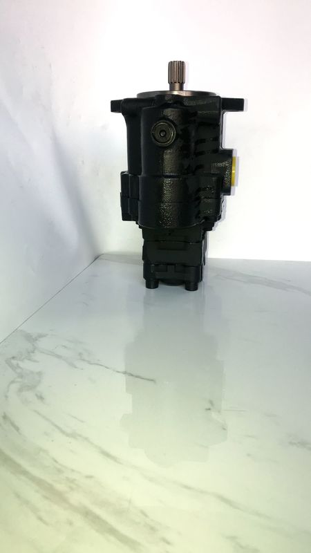 NACHI Original 1,5 Tonnen Bagger Mini Kolbenpumpe PVD-0B-18P PC15 Schwarze Farbe