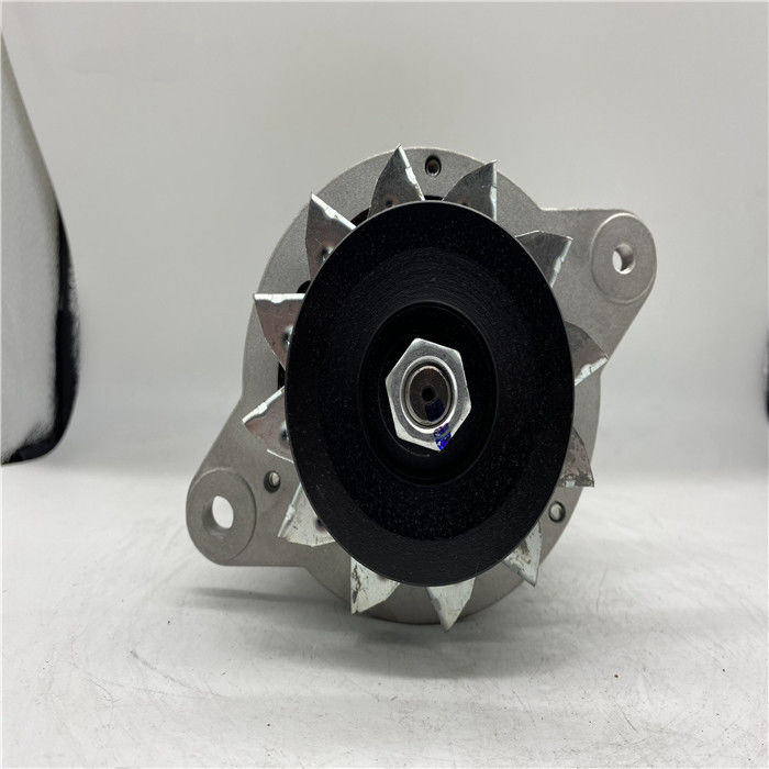 PC60-5 PC60-6 4D95 Baggeralternator 24V 15A 600-821-3850 0-33000-5510