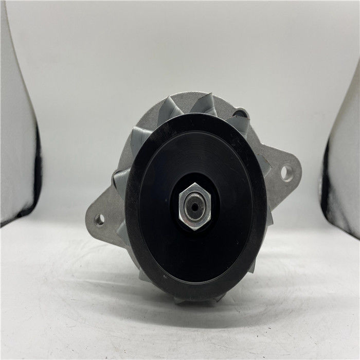 600-861-3610 Baggeralternator 24V 30A geeignet für 4D95L PC60-8 70-8 PC110-7-8 PC130-7-8